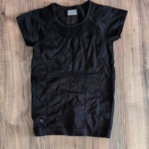 Athleta Diamond Mesh Trophy Tee